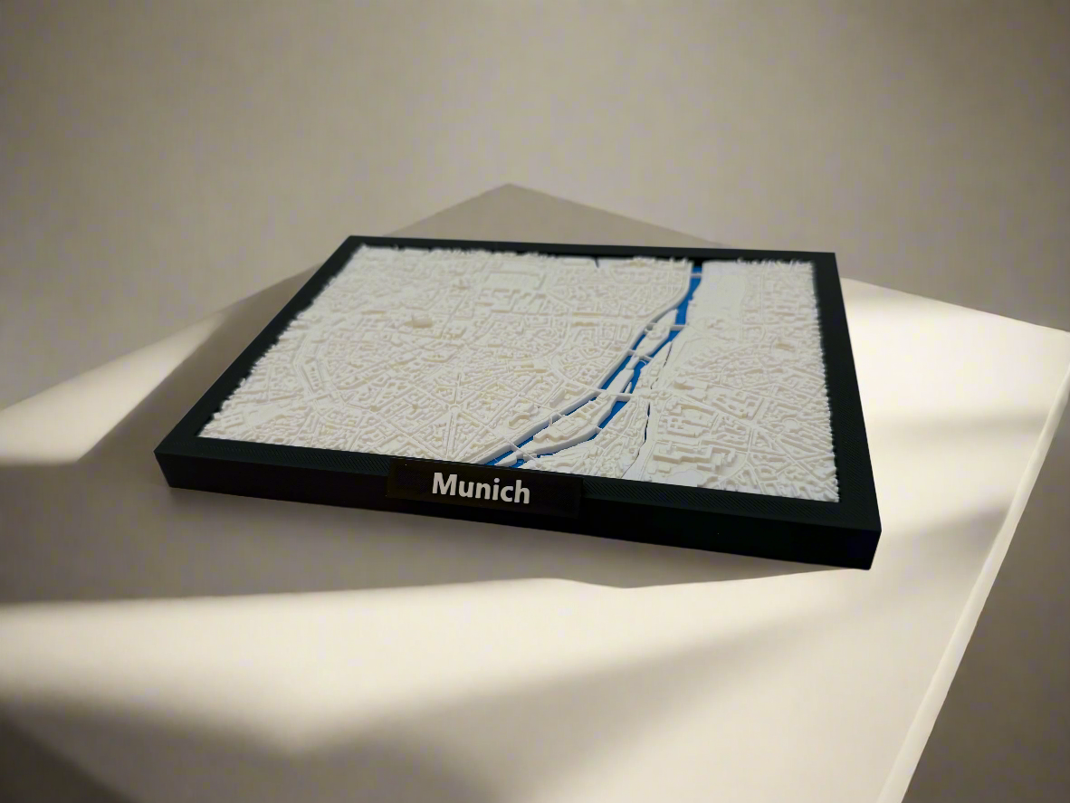 3D Geprinte Miniatuur van München – Gedetailleerde Stadskaart en Rivierlandschap - Premium Quality