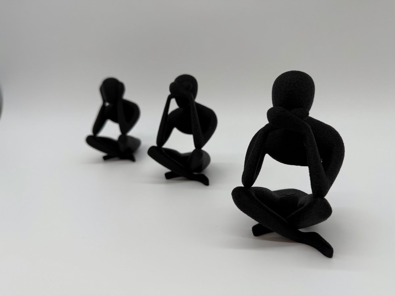 „Hören, Sehen und Schweigen“ Bilder – Minimalistisches Design – Premium Qualität