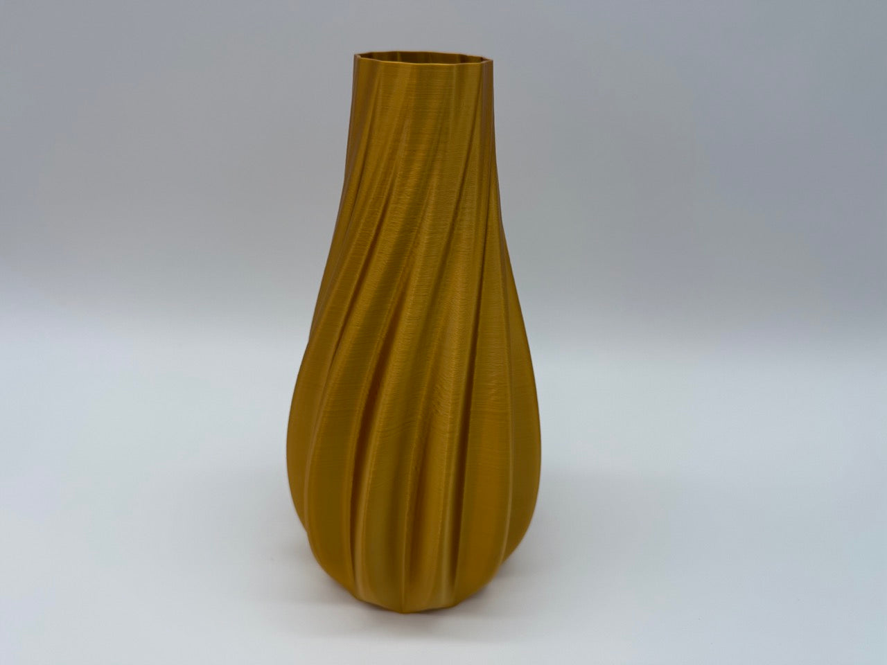 Vaas met modern gedraaid design - Premium Quality