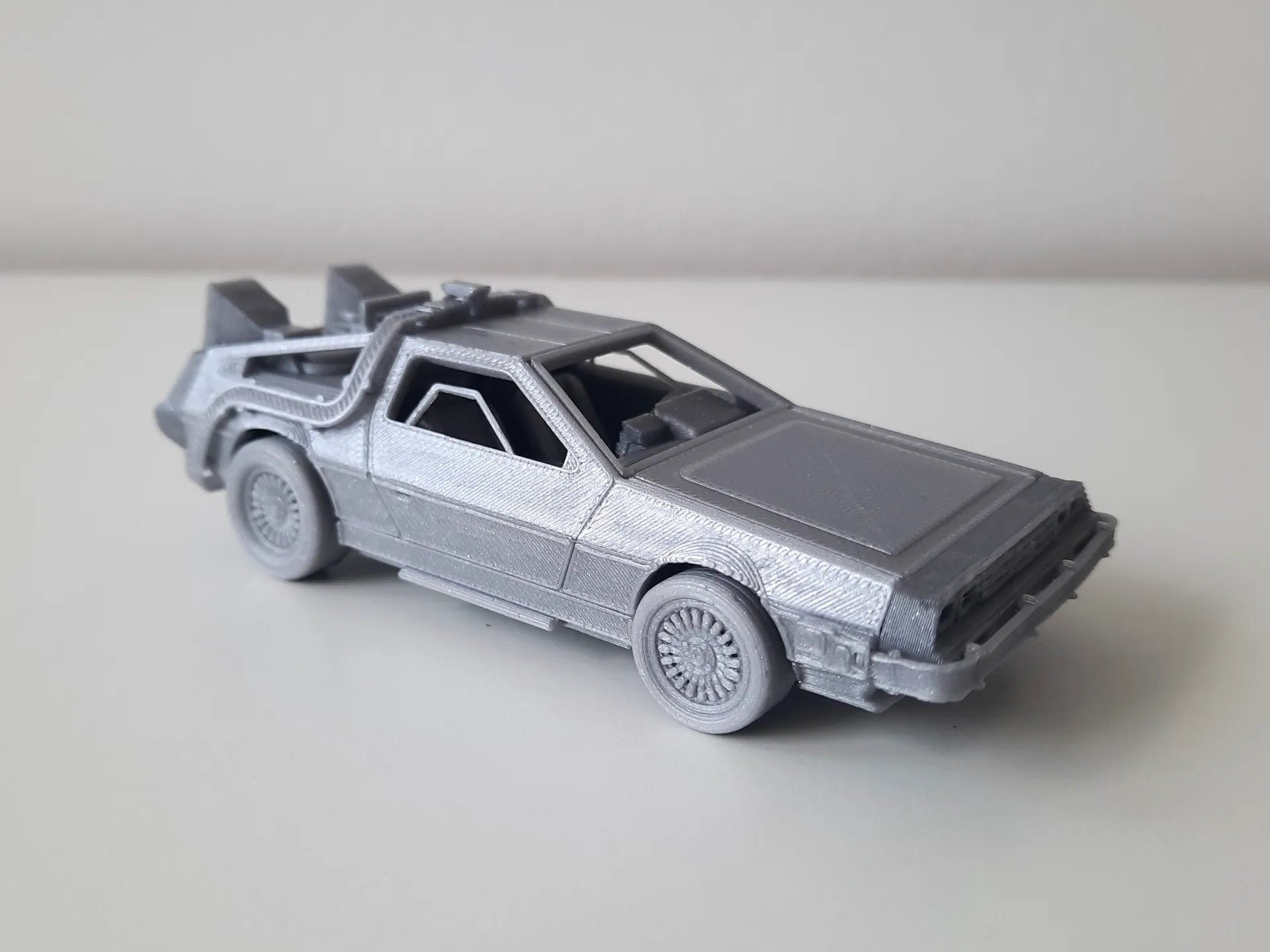 DMC DeLorean Schaalmodel - Premium Quality